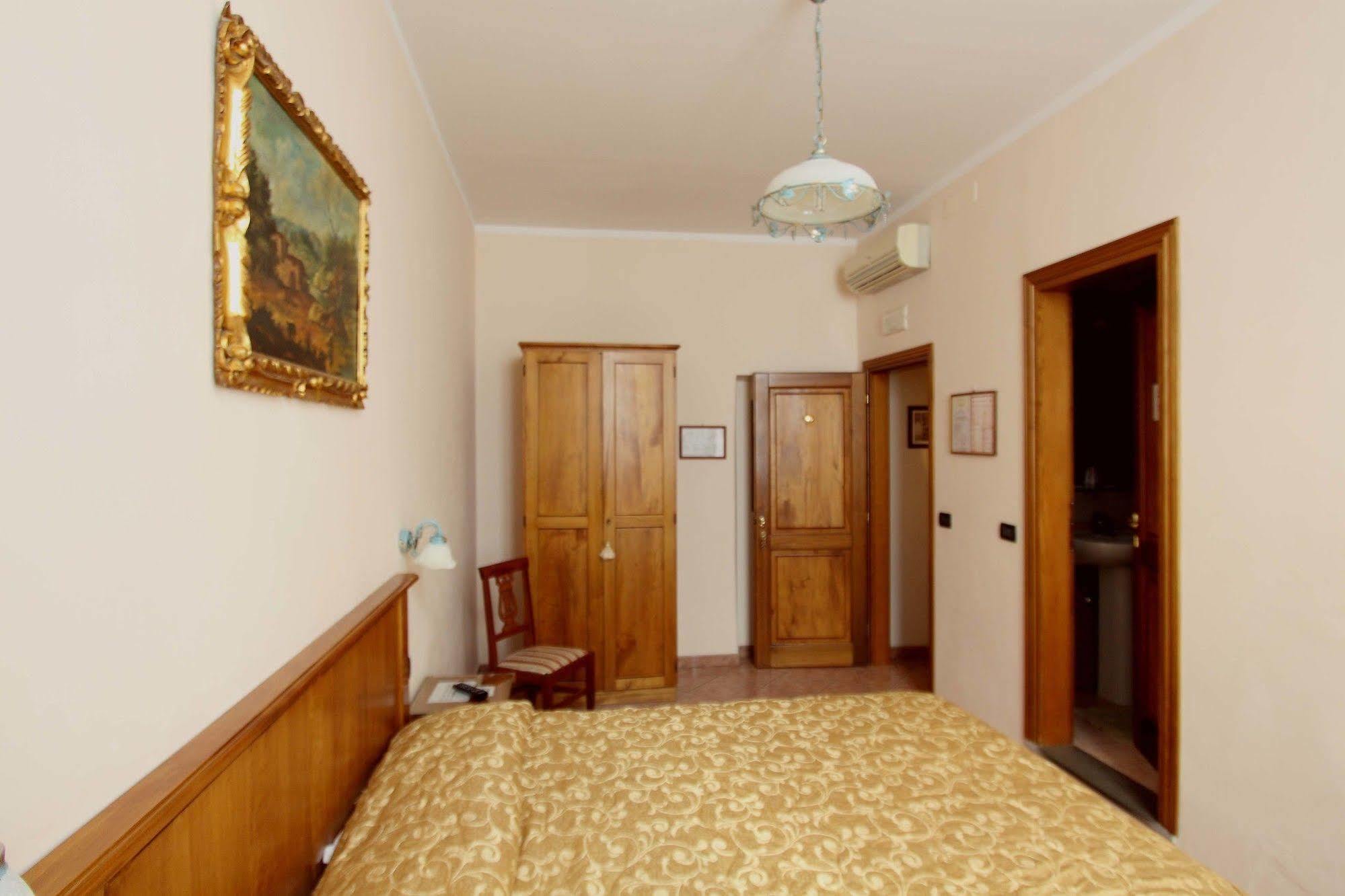 Hotel Margaret Флоренція Екстер'єр фото